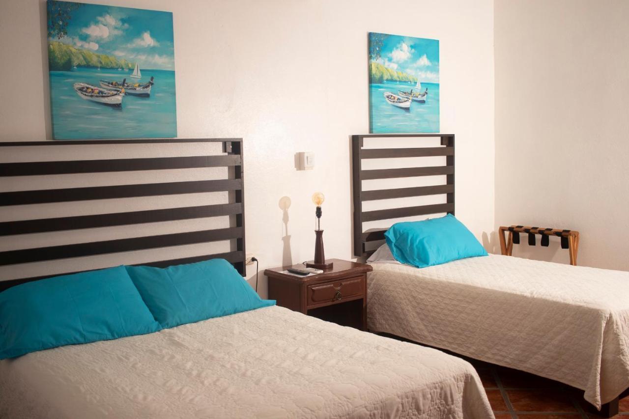 Hotel Playa Westfalia Puerto Limon Exterior photo