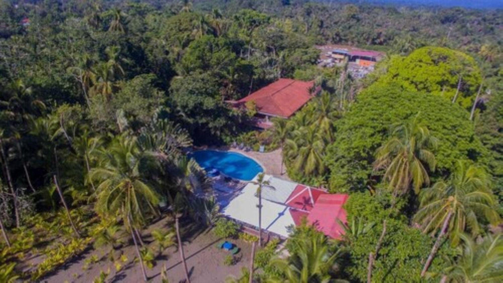 Hotel Playa Westfalia Puerto Limon Exterior photo