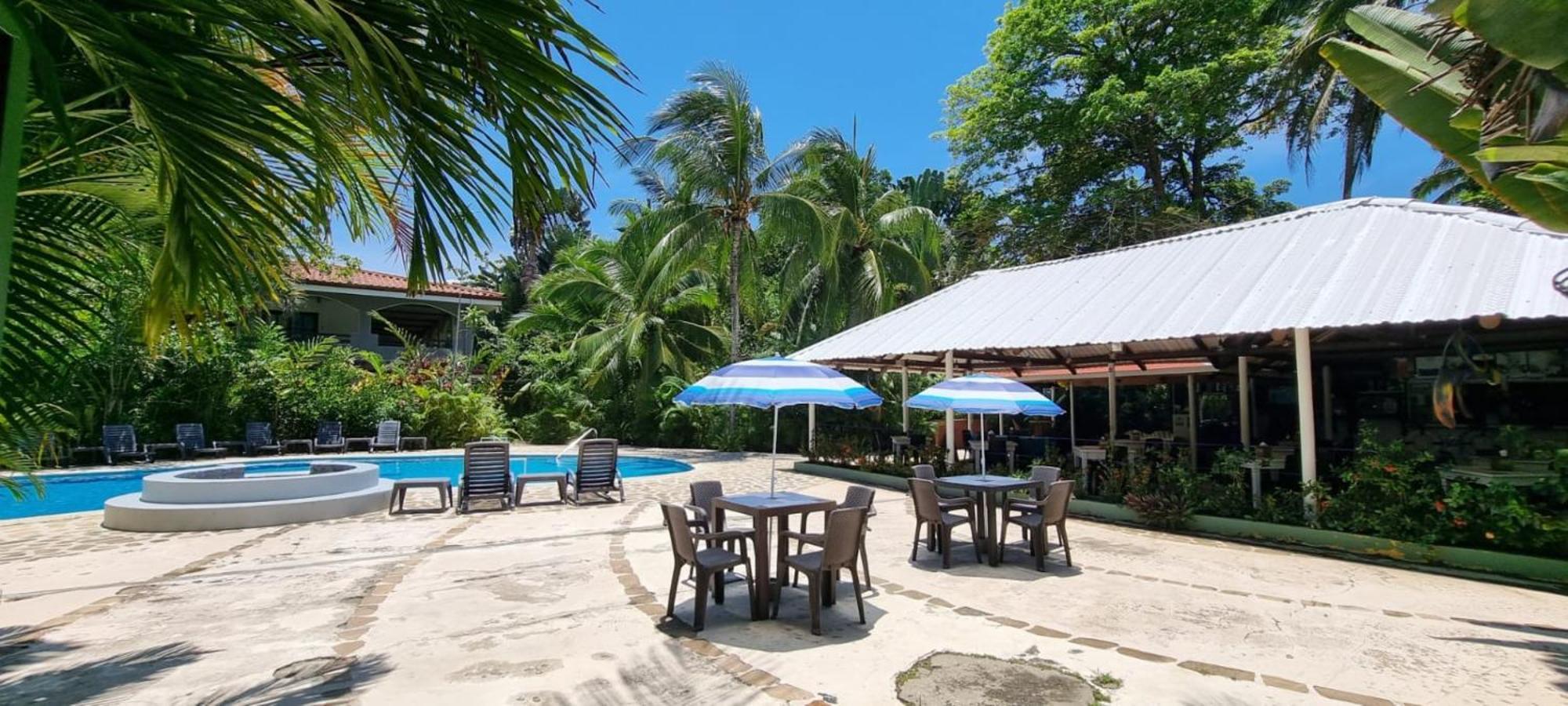 Hotel Playa Westfalia Puerto Limon Exterior photo
