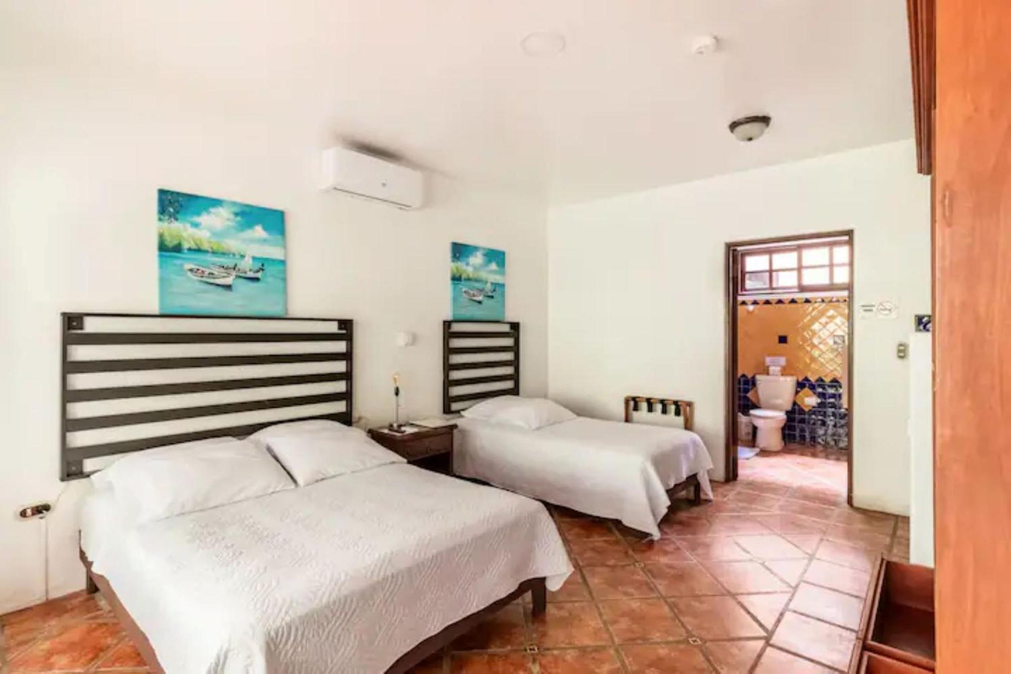 Hotel Playa Westfalia Puerto Limon Exterior photo