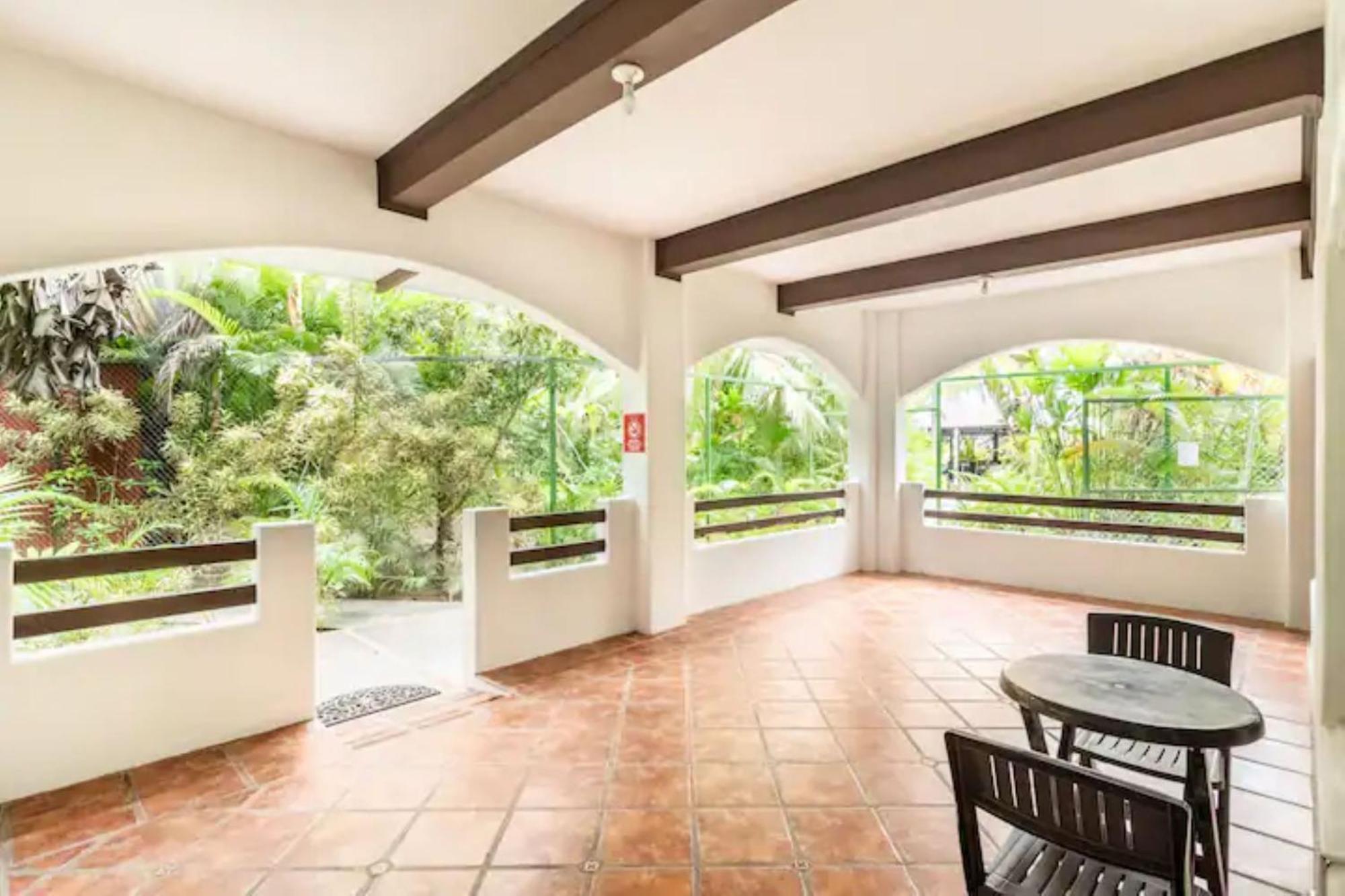 Hotel Playa Westfalia Puerto Limon Exterior photo