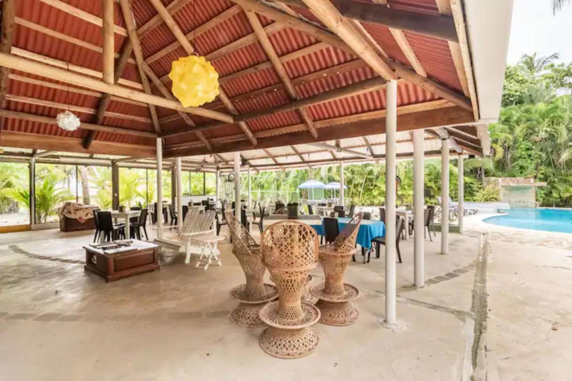 Hotel Playa Westfalia Puerto Limon Exterior photo